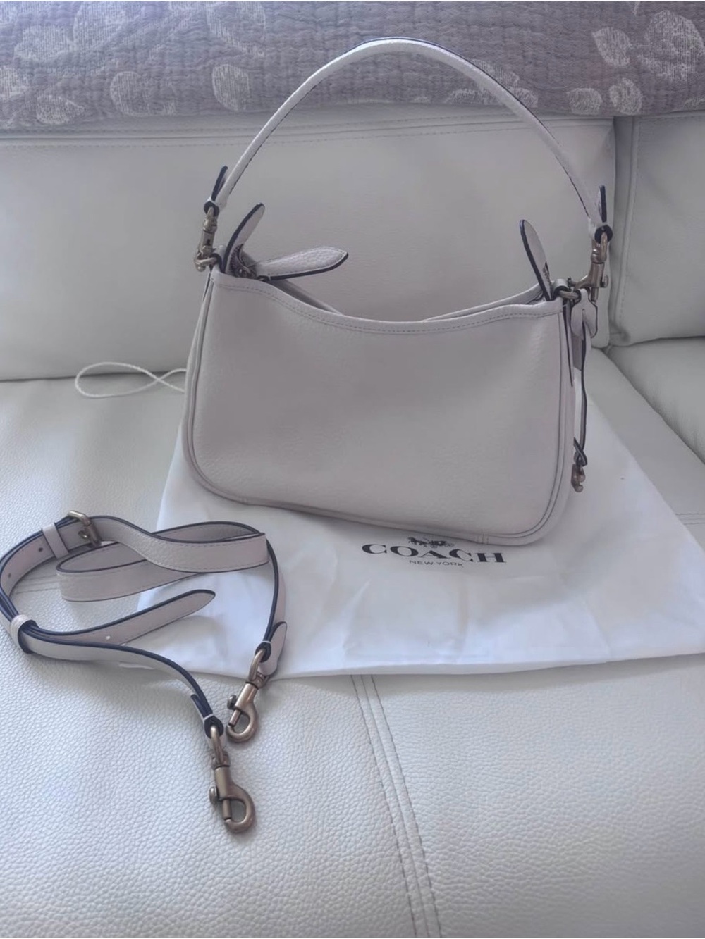 Coach Ivory Pebbled Leather Shoulder Bag Crossbody Purse